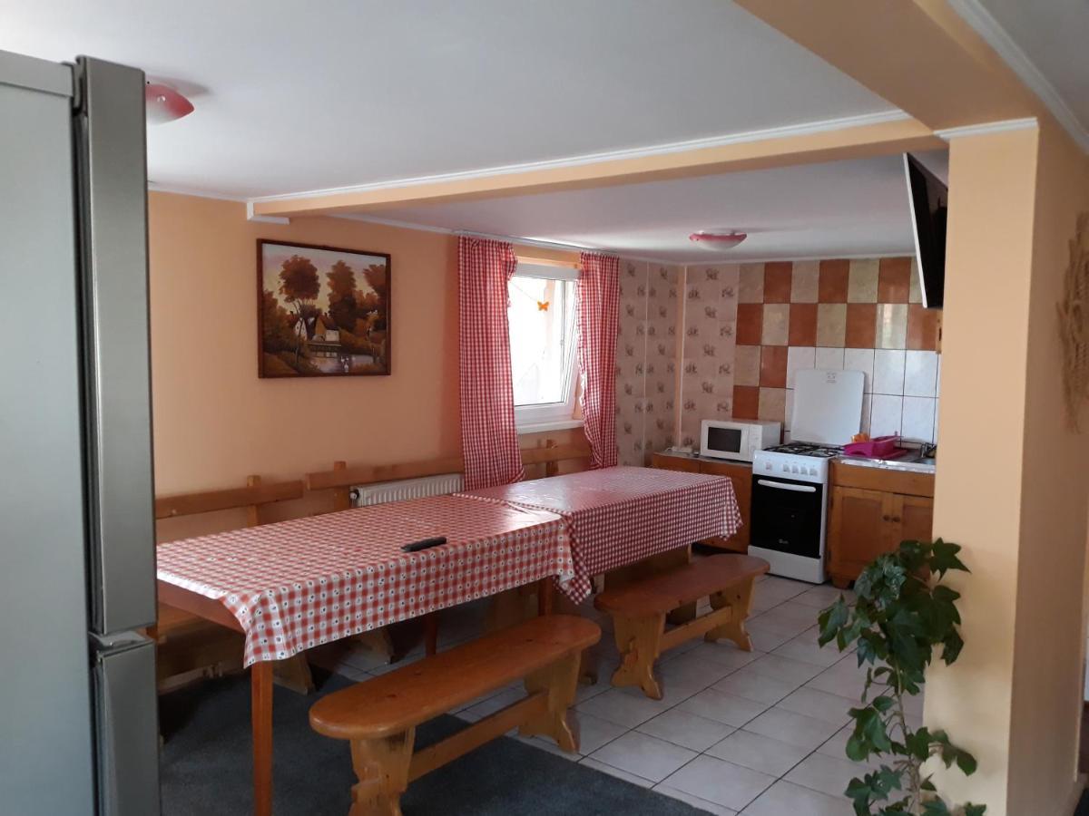 Molnar Vendeghaz Bed and Breakfast Praid Εξωτερικό φωτογραφία