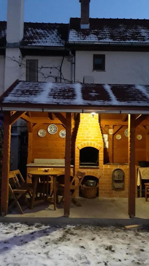 Molnar Vendeghaz Bed and Breakfast Praid Εξωτερικό φωτογραφία
